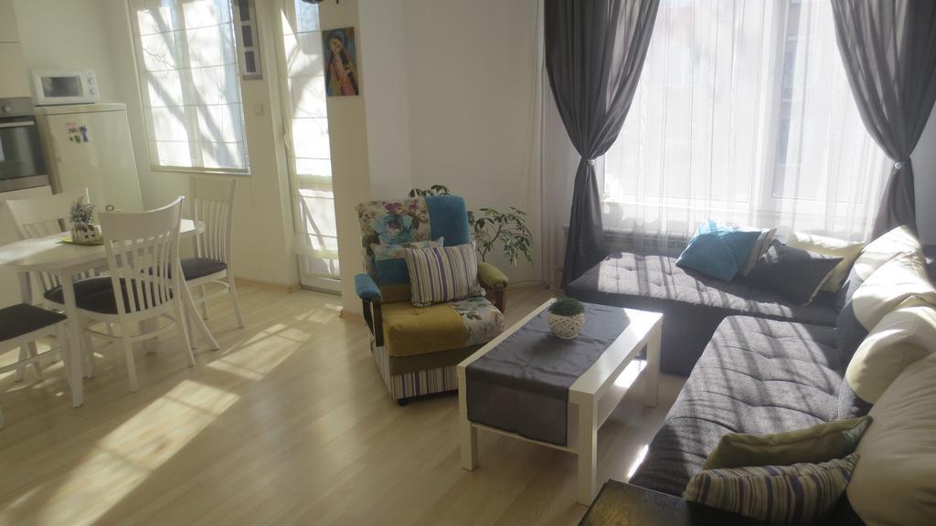 Apartment Sophie Plovdiv Bagian luar foto